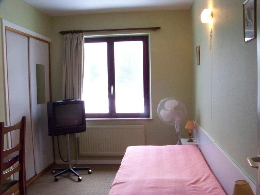 Auberge Le Vieux Moulin Bouillon Ruang foto
