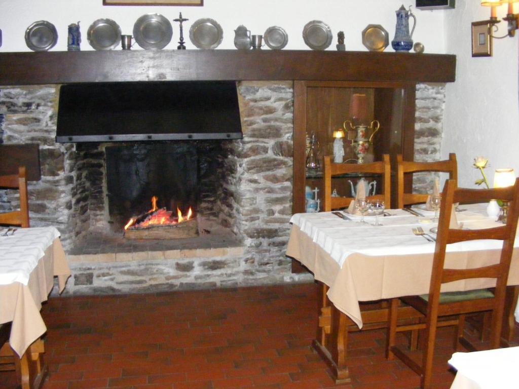Auberge Le Vieux Moulin Bouillon Bagian luar foto