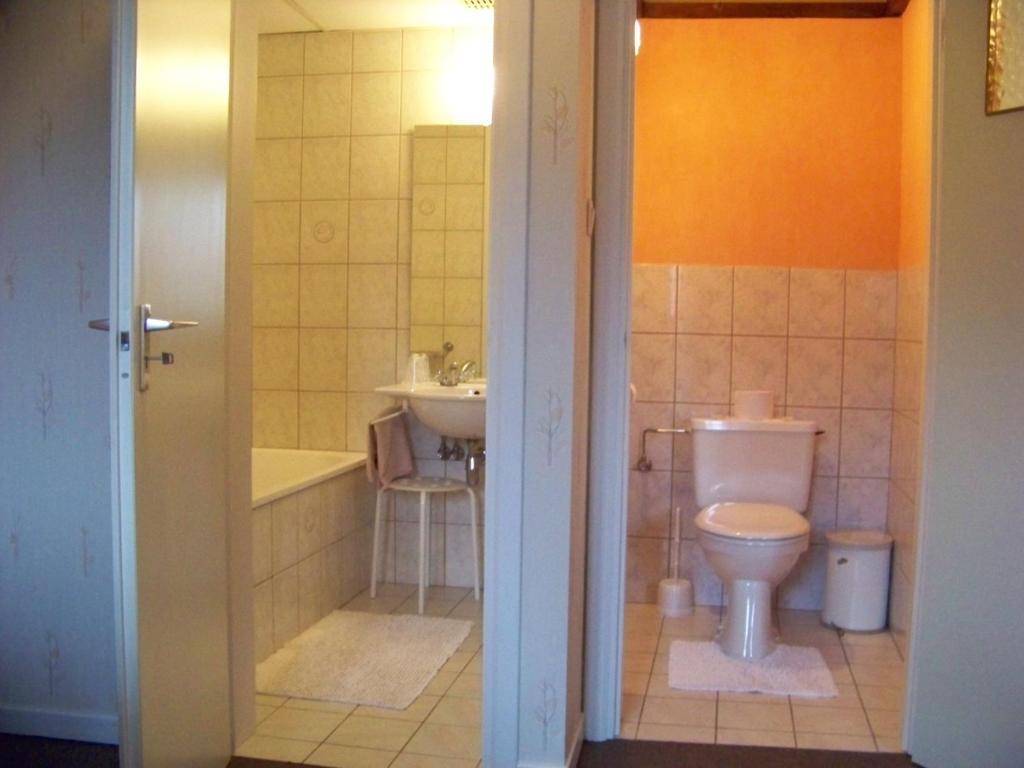 Auberge Le Vieux Moulin Bouillon Ruang foto